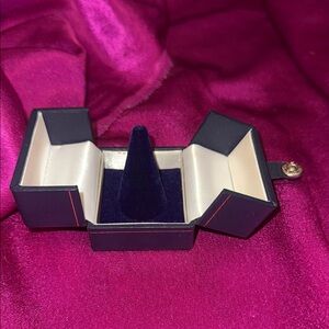 Elegant Silver Women's Ring